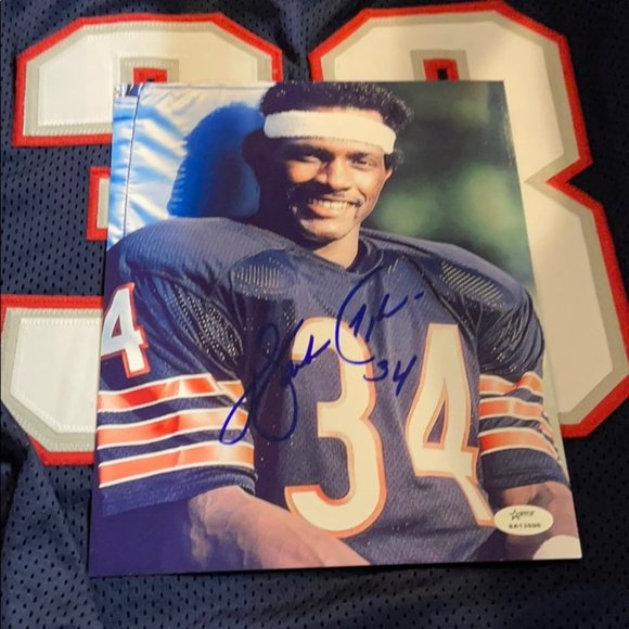 Walter Payton autographed 8x10 photo - Picture 1 of 2